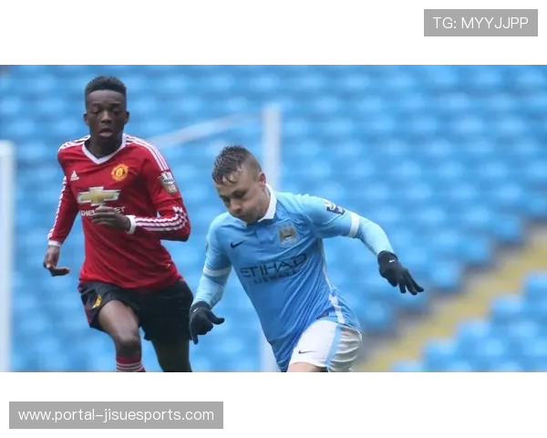 英超原声直播带来现场音效还原，提升观赛临场感与情感共鸣